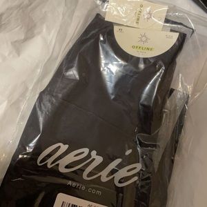 aerie real me crossover leggings in black xs short